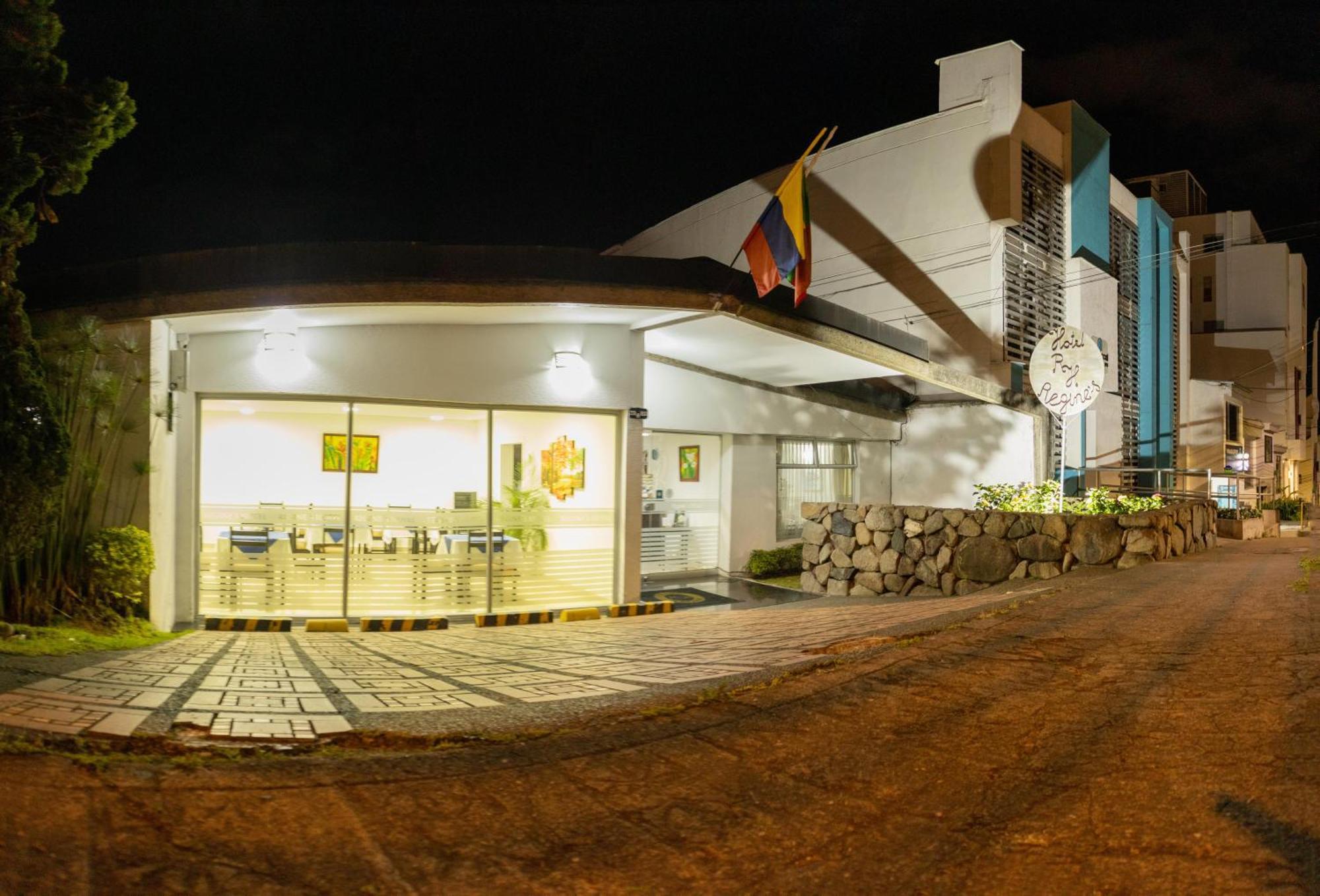 Hotel Regine'S Манісалес Екстер'єр фото